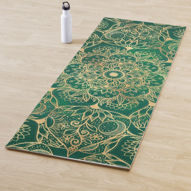 Elegantes Gold Floral Mandala Green Design Yogamatte (Beispiel)