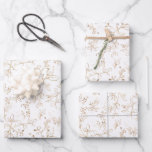 Elegantes Gold Floral Muster Geschenkpapier Set<br><div class="desc">Schöne,  weiße goldfarbene Blumenmuster. Perfekt für alle Geschenkwünsche,  einschließlich Hochzeiten,  Brautpartys,  Jahrestage,  Geburtstage und Weihnachten</div>