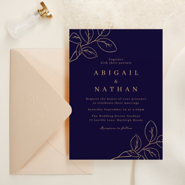 Elegantes Gold Leaf & Navy Blue Wedding Einladung (Von Creator hochgeladen)