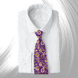 Elegantes Gold Lila Floral Krawatte<br><div class="desc">Elegantes Gold Floral Design auf Lila</div>