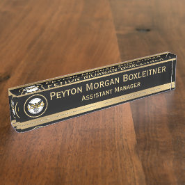 Elegantes Gold mit Schwarz und Logo Namensplakette