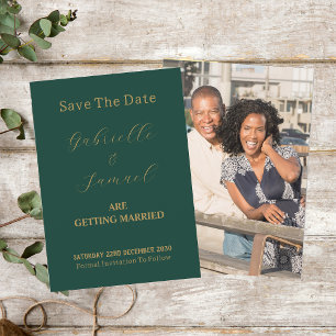 Elegantes Gold Script Couple Foto Green Save The Date