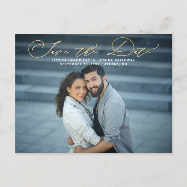 Elegantes Gold Script Overlay-Foto Save the Date Postkarte (Vorderseite)