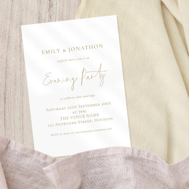 Elegantes Gold Script Wedding Abend Party Einladung (For your evening guests, an elegant design with gold script available digitally or printed.)