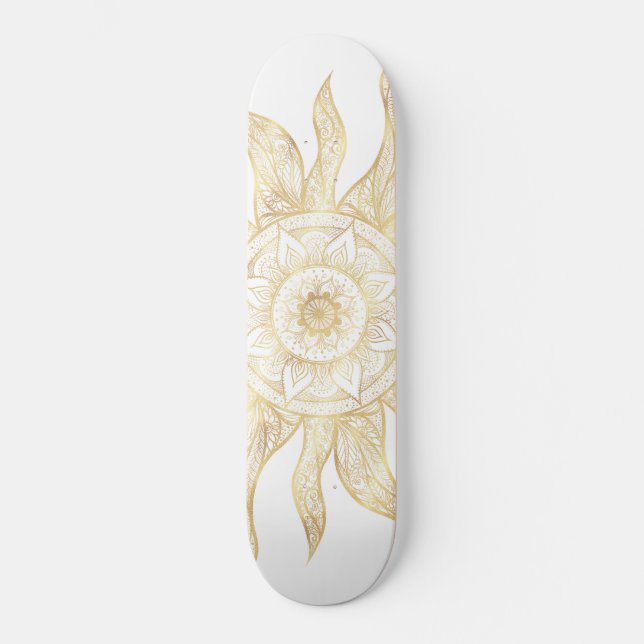 Elegantes Gold Sun Mandala Design Skateboard (Vorderseite)
