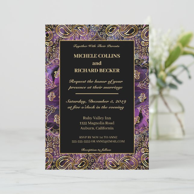 Elegantes Gold und Feathers Einladung (Stehend Vorderseite)