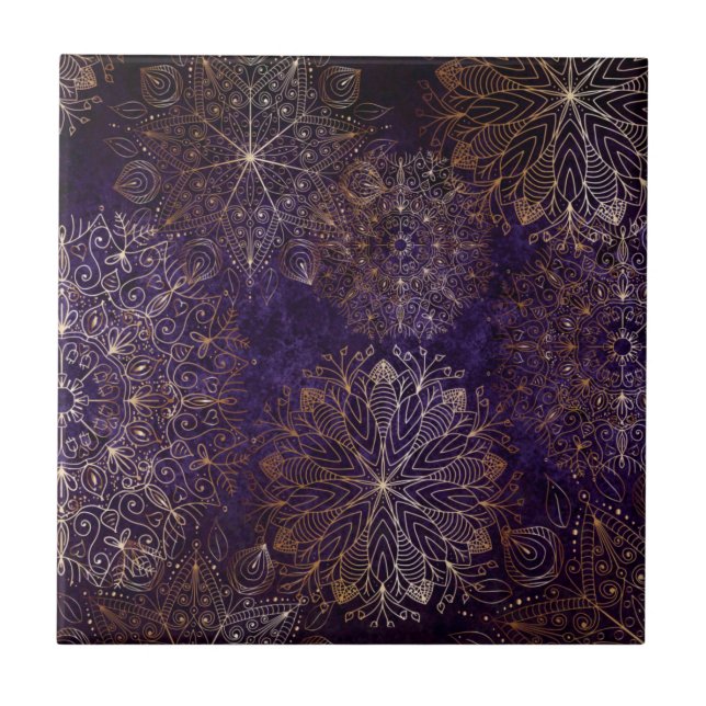 Elegantes Gold und Lila Mandala-Muster Fliese (Vorderseite)