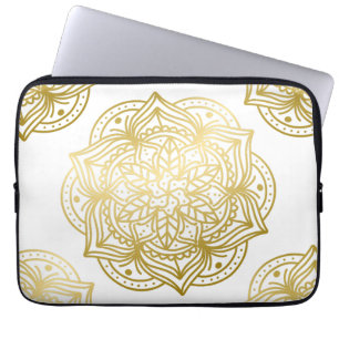 Elegantes Gold und Weiß Mandala Muster Laptopschutzhülle