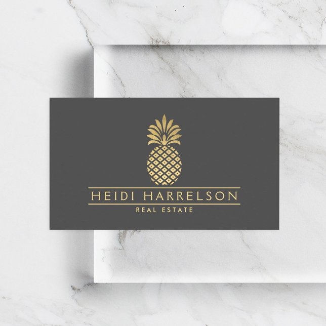 Elegantes goldenes Ananas-Logo auf Grau Visitenkarte (Von Creator hochgeladen)