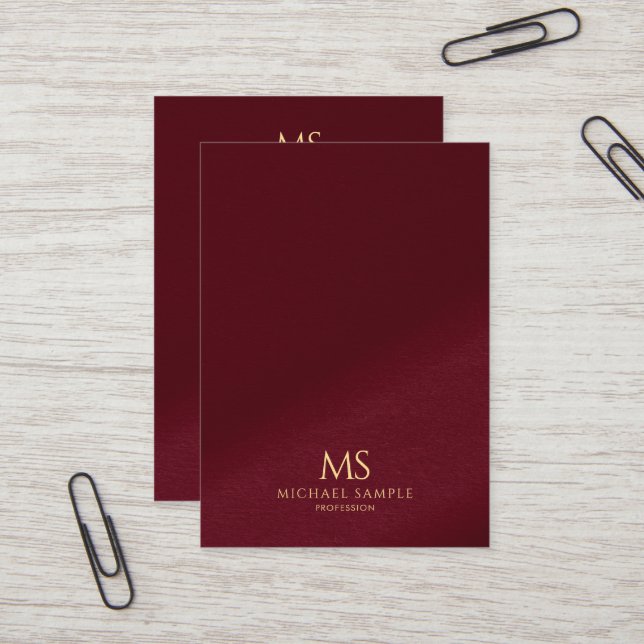 Elegantes goldenes Textmonogramm vertikale Mighty- Visitenkarte (Vorderseite/Rückseite Beispiel)