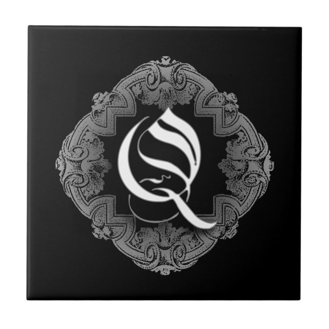 Elegantes gotisches Initial Q Fliese (Vorderseite)