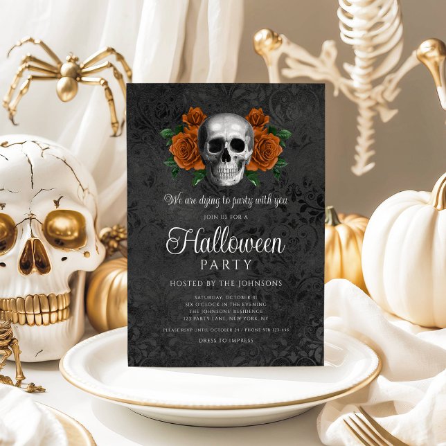 Elegantes Gotisches Schwarzes Blumenschädel Hallow Einladung (Elegant Gothic Black Floral Skull Halloween Invitation)