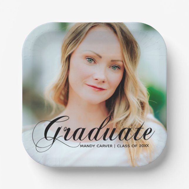 Elegantes Graduate Foto Black Script Overlay Party Pappteller (Vorderseite)