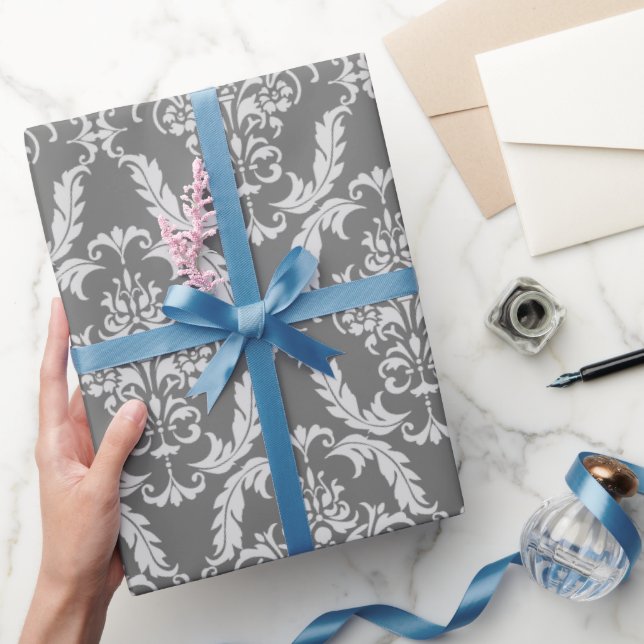 Elegantes Gray Damask Muster Geschenkpapier (Schenken)