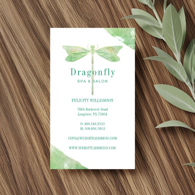 Elegantes Green Watercolor Wash Dragonfly Logo Magnetische Visitenkarte (Elegant Green Watercolor Wash Dragonfly Logo Business Card Magnet)
