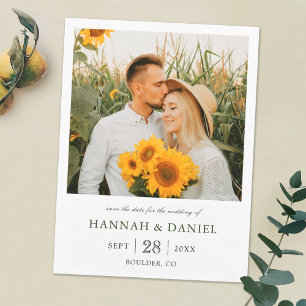 Elegantes grünes Typografie-Foto Save the Date Ankündigungspostkarte