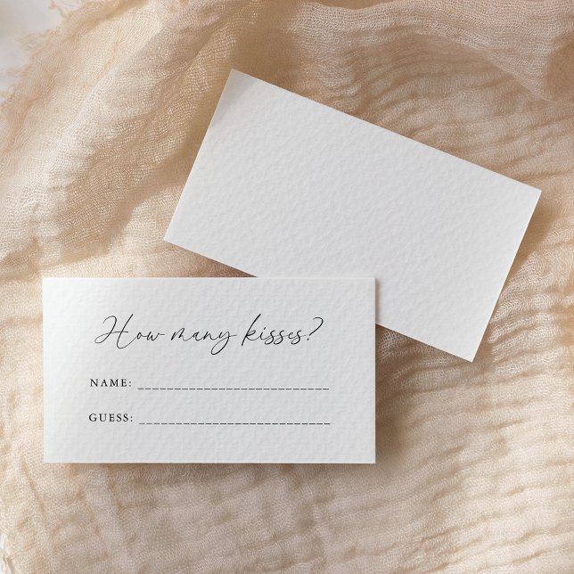 Elegantes handgeschriebenes Skript Wie viele Kisse Begleitkarte (Von Creator hochgeladen)