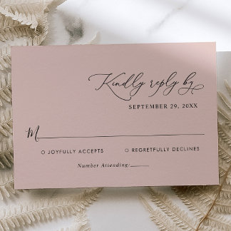 Elegantes Kalligrafisches Skript Dusty Rose Weddin RSVP Karte