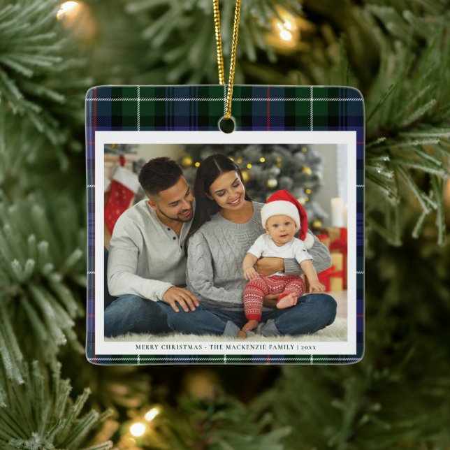 Elegantes Kariertes Foto MacKenzie Tartan Keramikornament (Baum)