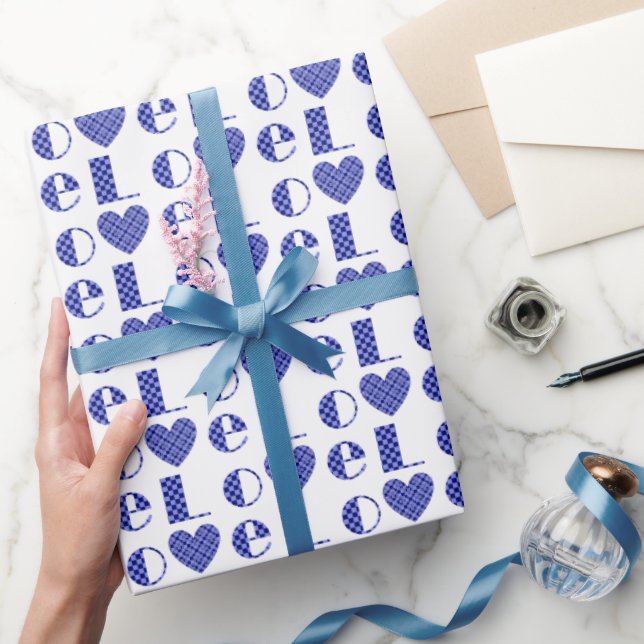 Elegantes kariertes Royal Blue Liebe Hörmuster Geschenkpapier (Schenken)