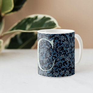 Elegantes, klassisches Monogramm mit Blumenmuster Kaffeetasse