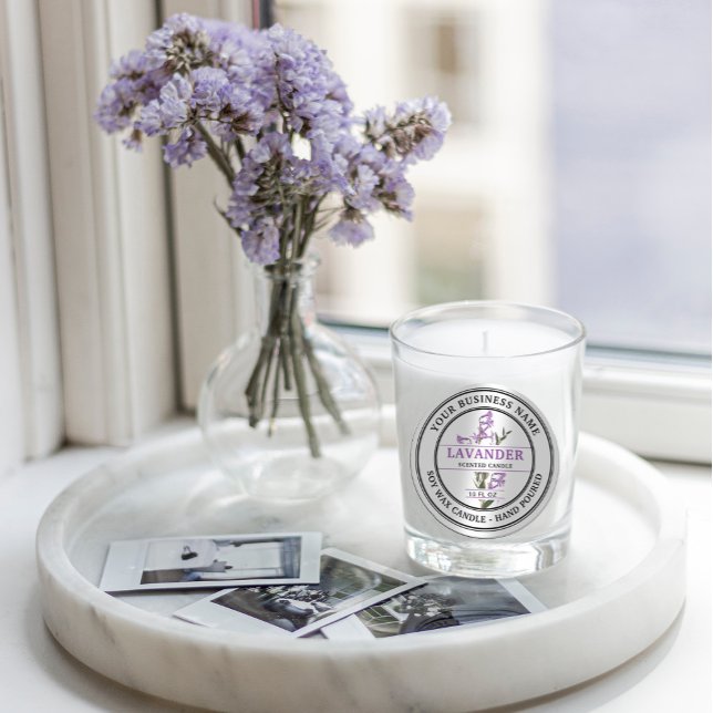 Elegantes Label für Lavander-Blume Runder Aufkleber (Von Creator hochgeladen)