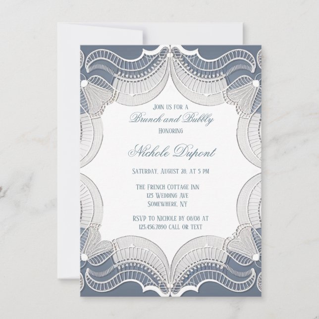 Elegantes Lace on Blue Wedding Brunch & Bubbly Einladung (Vorderseite)