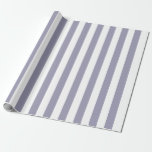 Elegantes Lavendel- und Weißgestreifmuster Geschenkpapier<br><div class="desc">Einfache,  lila Streifenverpackung - perfekt für Hochzeiten,  Brautpartys und Geburtstage.</div>