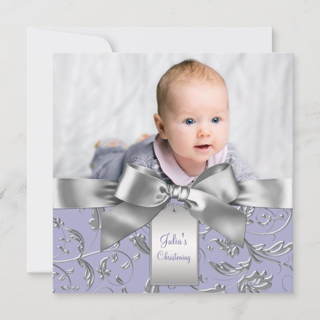 Elegantes Lavender Lila und Gray Christening Einladung (Vorderseite)