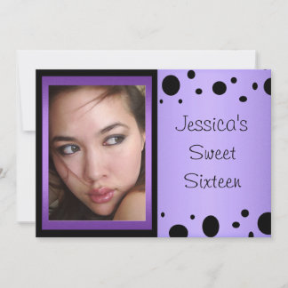 Elegantes Lila Black Spots Foto Sweet 16 Einladung