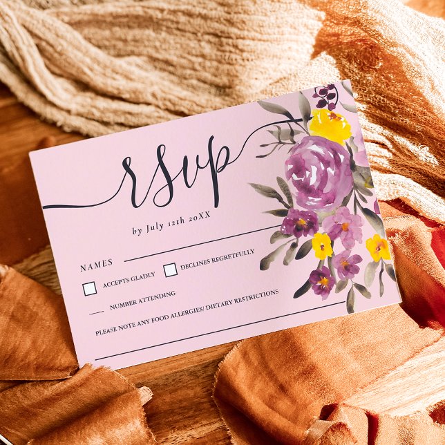 Elegantes Lila Blütenhochzeit rsvp monogramm pink Karte (Elegant Purple floral wedding rsvp monogram pink)