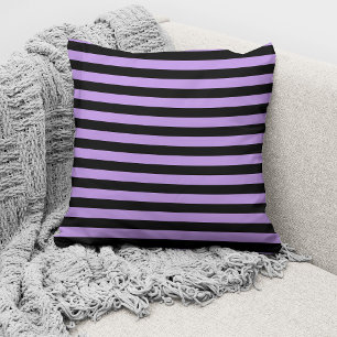 Elegantes lila gestreiftes Muster Kissen