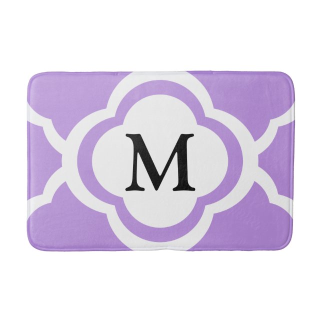 Elegantes Lila Quatrefolienmonogramm Badematte (Vorderseite)
