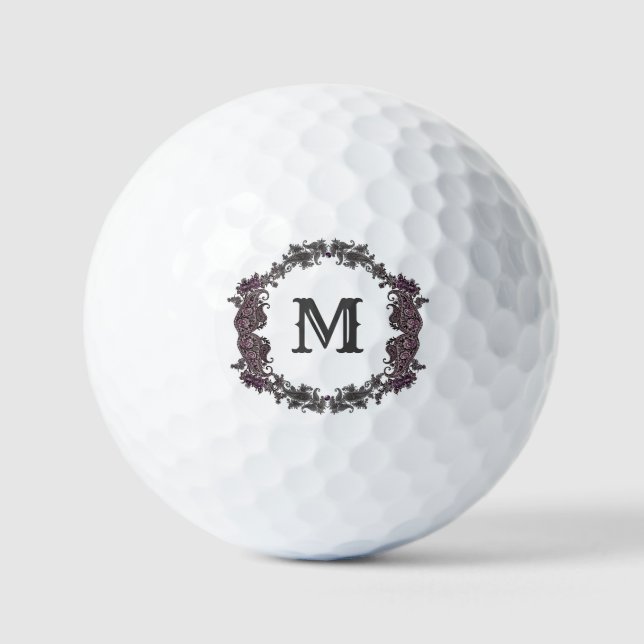Elegantes Lila und Silver Gerahmtes Monogramm Golfball (Vorderseite)