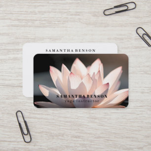 Elegantes Lotusblumen-Logo Yoga Visitenkarte