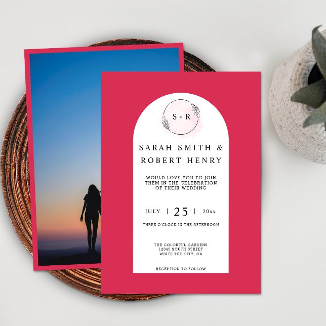 Elegantes Magenta Rosa Arch Monogram Foto Hochzeit Einladung (Front / Back)