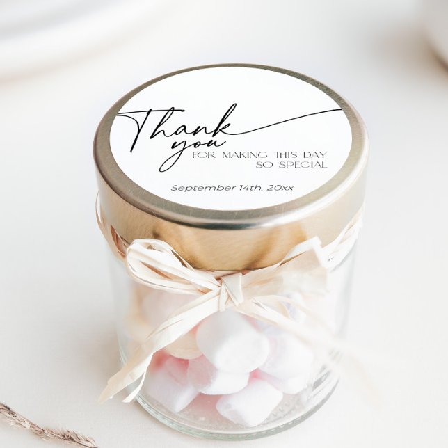 Elegantes Minimalistisch Schwarz und Weiß Vielen D Runder Aufkleber (Minimalist round Thank You Sticker)