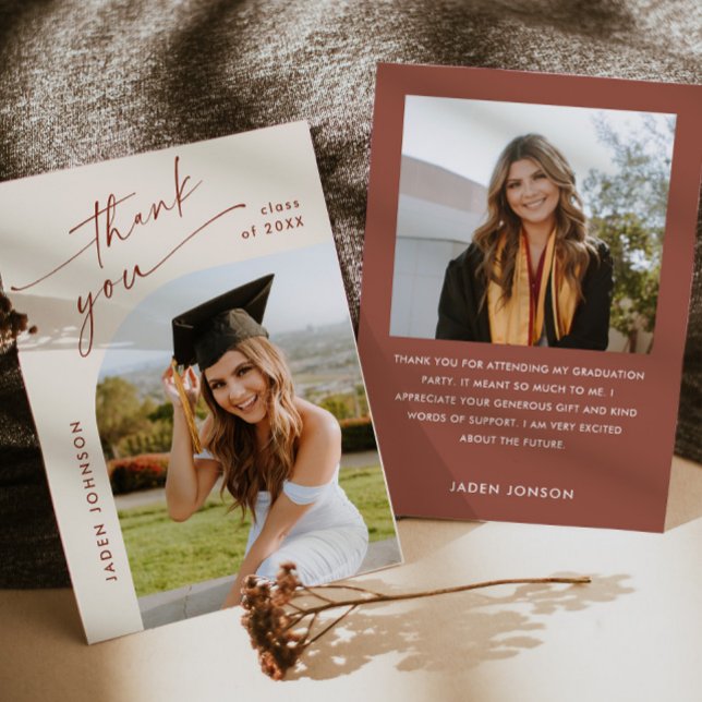 Elegantes Minimalistisches Abschluss 2 Foto Dankeskarte (Von Creator hochgeladen)