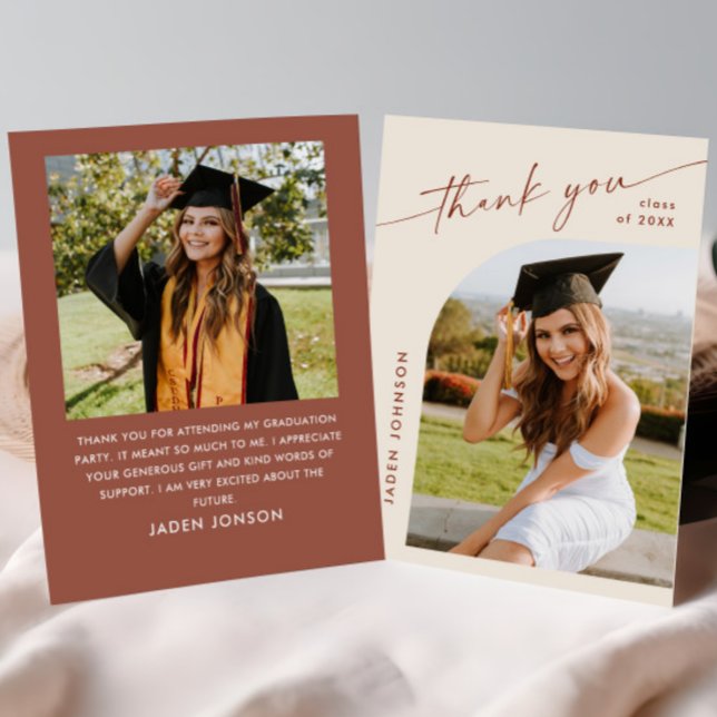 Elegantes Minimalistisches Einfaches Abschluss 2 F Dankeskarte (Von Creator hochgeladen)