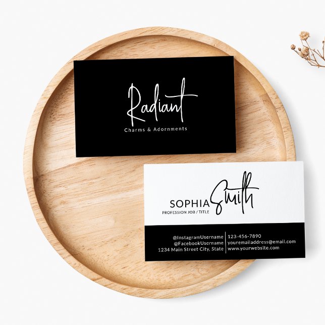 Elegantes Minimalistisches Schwarz-Weiß-Skript Visitenkarte (Von Creator hochgeladen)