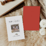 Elegantes, modernes Foto mit rotem Bug Feiertagskarte<br><div class="desc">Elegante moderne,  traditionelle Rot-Bug-Multiskript und Serifen-Typografie Frohe Weihnachts-Foto Weihnachtskarte.</div>