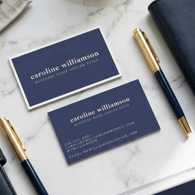 Elegantes modernes minimalistisches trendiges Navy Visitenkarte (Von Creator hochgeladen)