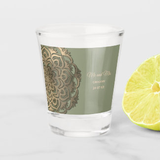 Elegantes modernes Salbeigrün-goldenes Mandala eth Schnapsglas