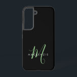 Elegantes, modernes Schwarz-Grün-Script-Monogramm Samsung Galaxy Hülle<br><div class="desc">Elegante moderne Black Green Script Monogram Phone Case. Ein elegantes,  grünes Skript-Monogramm kombiniert mit einem weißen san-serif-Schriftart verleiht dem Ganzen einen zeitgemäßen Look.</div>