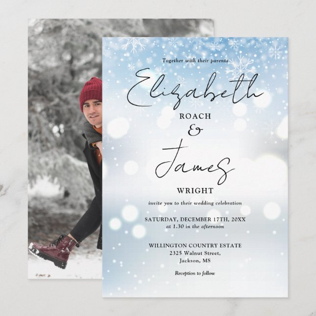 Elegantes, modernes Script Foto Snow Winter Weddin Einladung (Vorne/Hinten)