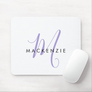 Elegantes, modernes White Lavender Script Monogram Mousepad