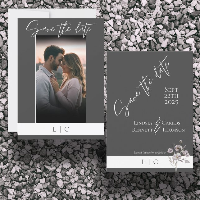 Elegantes Monogram Foto Caligraphy Dunkelgrau Save The Date (Von Creator hochgeladen)