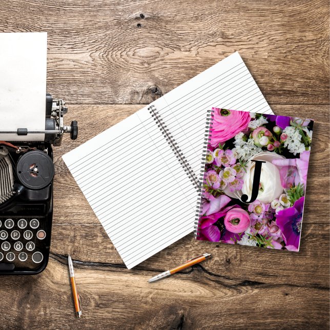 Elegantes Monogramm für den benutzerdefinierten An Notizbuch (Von Creator hochgeladen)