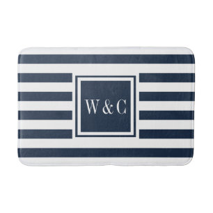Elegantes Monogramm Navy Blau Weiße Streifen Badematte