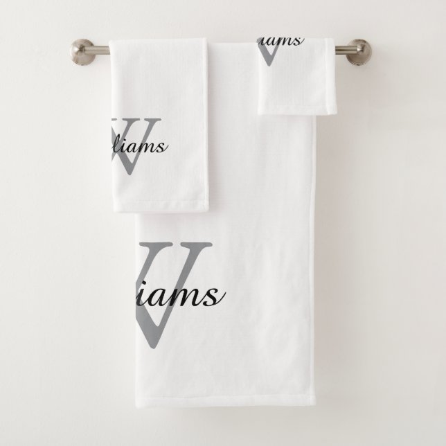 Elegantes Monogramm-Schriftname Badhandtuch Set (Insitu)